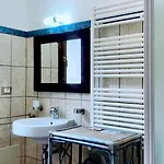 Residenza Locci - & 3*