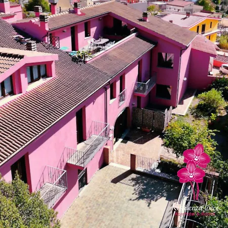 & - Residenza Locci 3*