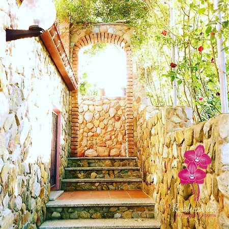 & - Residenza Locci Teulada