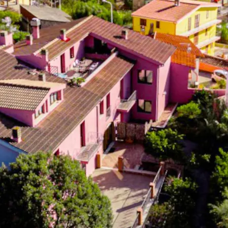 Residenza Locci - Rooms&apartments Aparthotel 3*