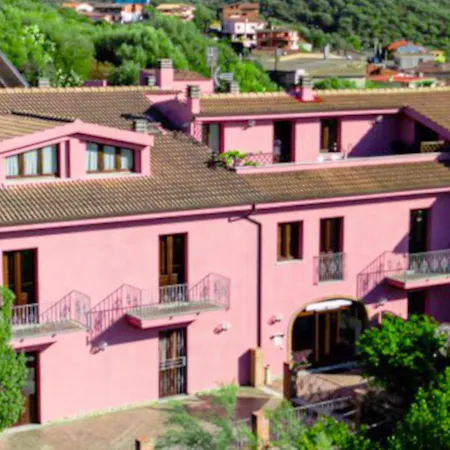 Aparthotel Residenza Locci - Rooms&apartments Teulada