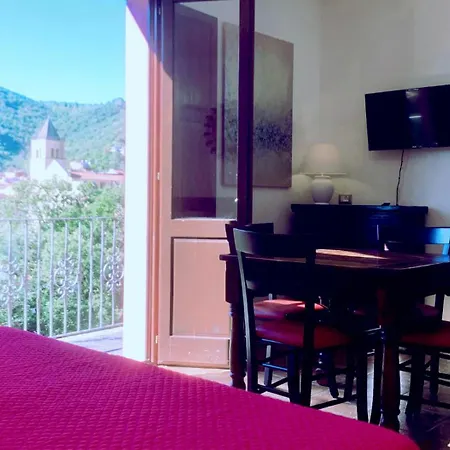 Residenza Locci - Rooms&apartments Aparthotel 3*