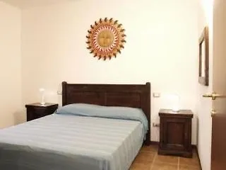 Residenza Locci - Rooms&apartments 3* Teulada